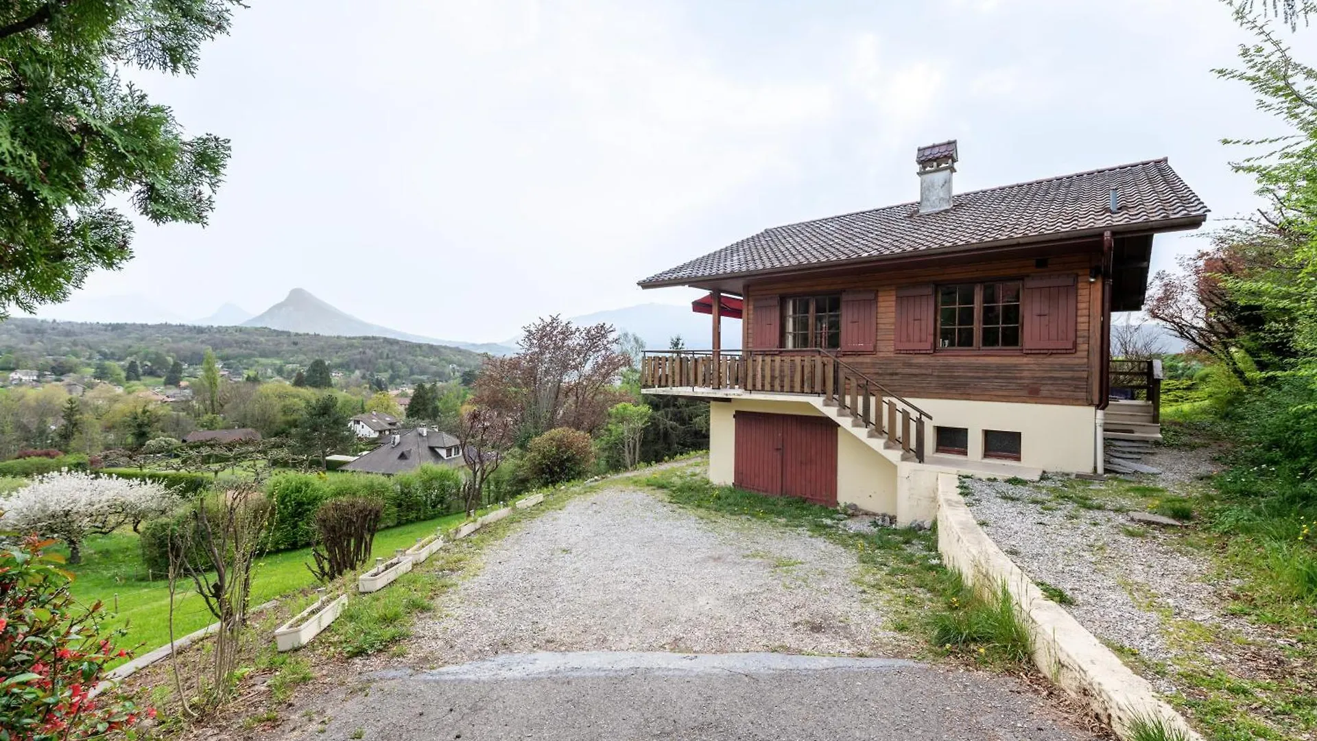 Chalet De Charme Avec Vue Spendide Menthon-Saint-Bernard